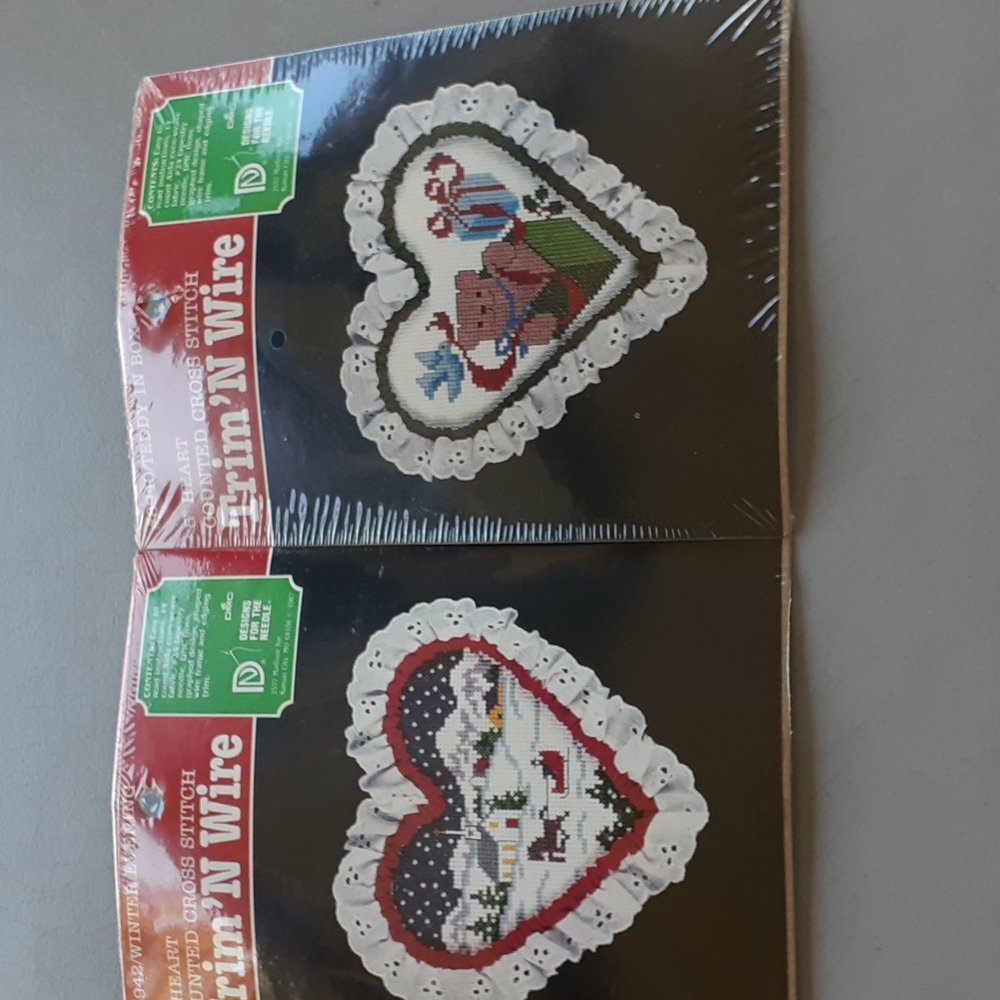 DMC Trim'N Wire Christmas Cross Stitch